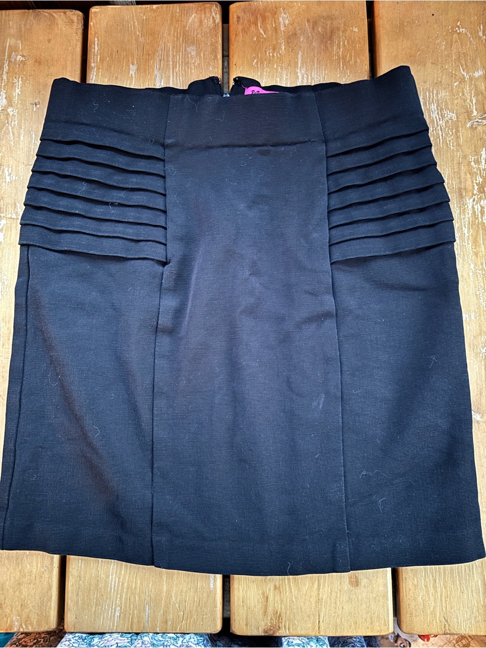 Betsey Johnson Black Ribbed Pleated Accent Mini Skirt - Size 10